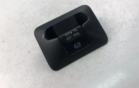 Volvo V60 Parking (PDC) sensor switch 31334637