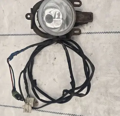 Mitsubishi Pajero Front fog light Hb412v51w