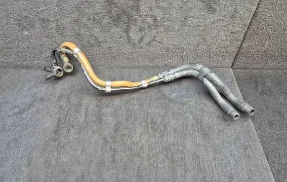 Audi A6 S6 C5 4B Fuel line pipe 059130307C 059130307AG 059130307AK