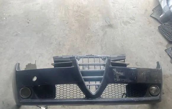 Alfa Romeo 159 Front bumper