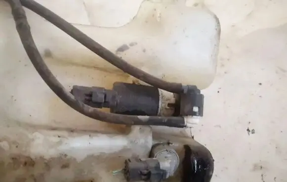 Windscreen/windshield washer pump