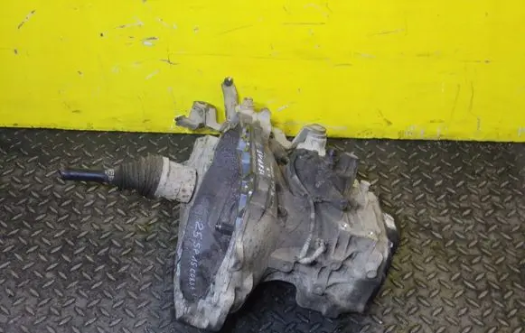 Opel Corsa E Manual 5 speed gearbox A16022631BB8F355 25SP15 BB8F355