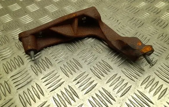 Nissan Juke II F16 EGR valve cooler bracket 208172711R