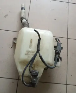Honda Accord Windshield washer fluid reservoir/tank
