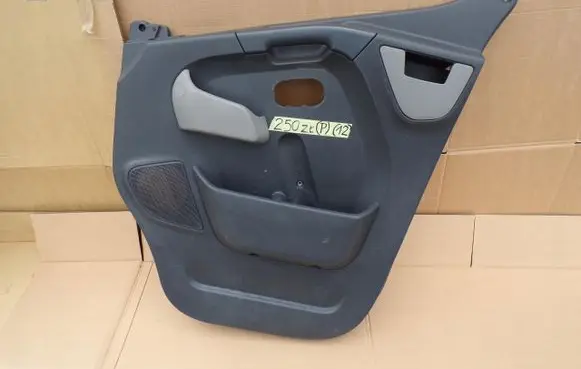 Renault Master III Front door card panel trim