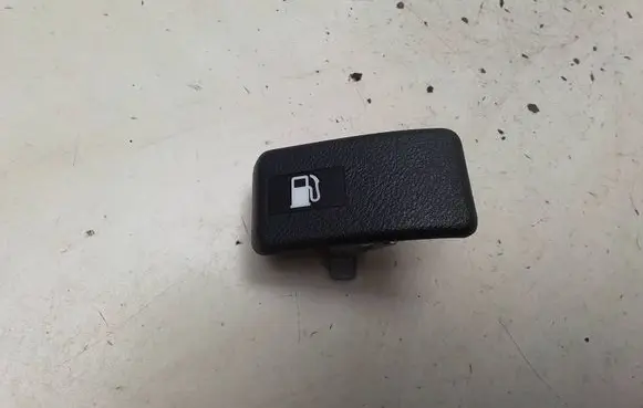 Audi A4 S4 B6 8E 8H Fuel cap release pull handle 