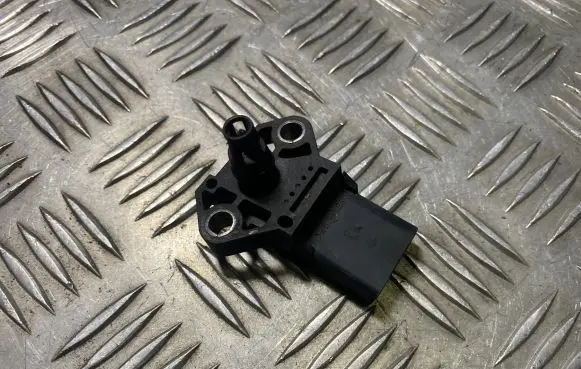 Skoda Superb B6 (3T) Air pressure sensor 038906051C 0281002401
