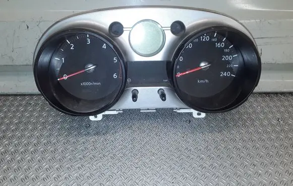 Nissan Qashqai Speedometer (instrument cluster) JD501 7705070