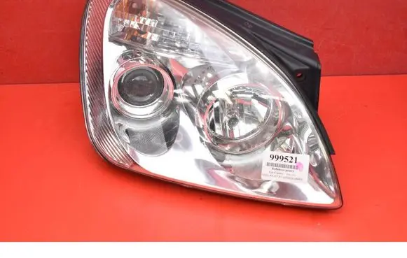 KIA Carens II Headlight/headlamp 92102-1D0