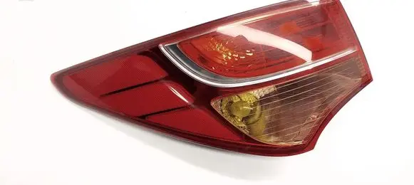 Hyundai Santa Fe Rear/tail lights 924012W0