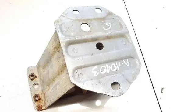 Toyota Avensis T250 Rear bumper mounting bracket