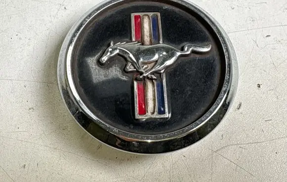 Ford Mustang V Original wheel cap 5W1J1A096BA