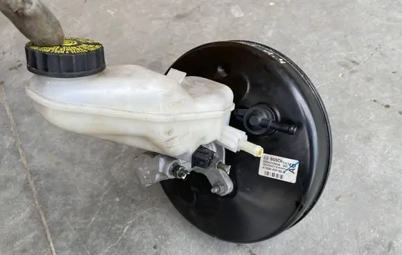 Toyota Auris E180 Brake booster 0204712058 4720002F30B 26245A0218