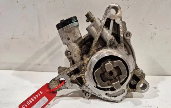 Fiat 500 Vacuum pump 55268125