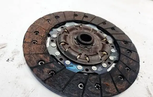 Audi A3 S3 8P Clutch pressure plate 324035510
