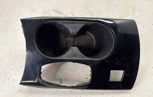 Infiniti QX30 Cup holder front 969XB5DF0A 700416
