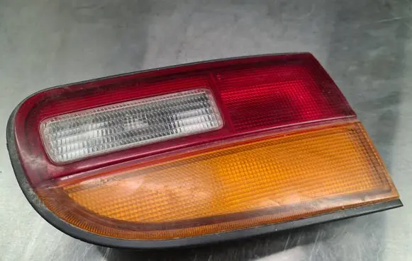 Volkswagen PASSAT B5 Tailgate rear/tail lights 22687009