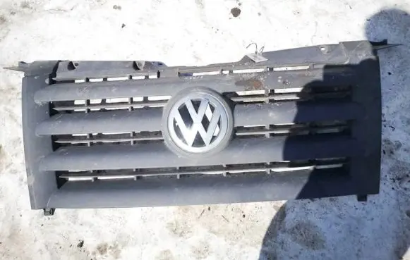 Volkswagen Crafter Front grill 2e0853653