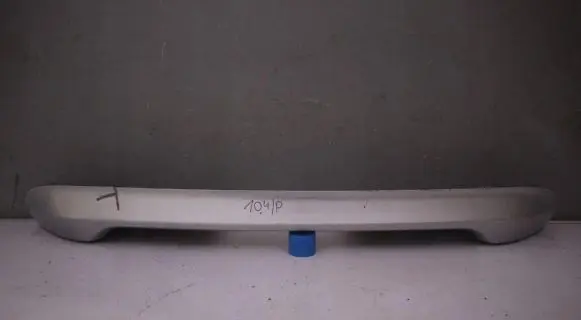 Rear bumper trim bar molding