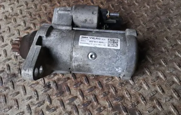 Volkswagen Golf VII Starter motor 02Z911024L