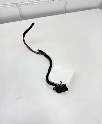 Mercedes-Benz S W220 Rear tail light wiring loom 2105458628
