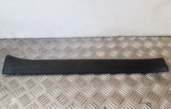 Nissan Juke I F15 Front sill trim cover 769B51KA0A