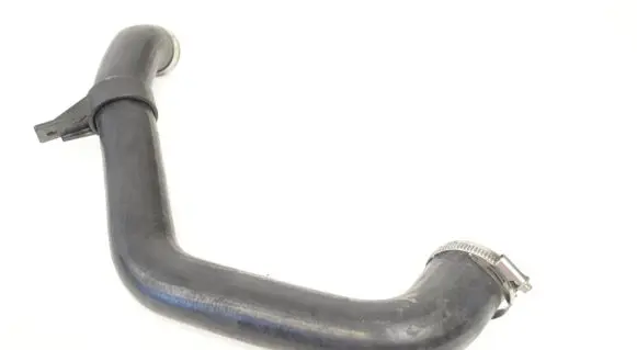 Ford Ecosport Intercooler hose/pipe GN116C646FA