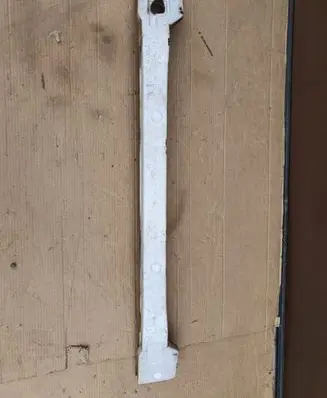 Front bumper foam support bar