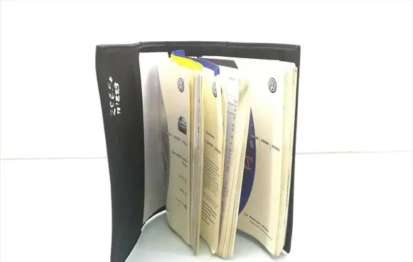 Volkswagen PASSAT B5.5 Owners service history hand book 