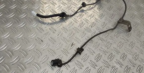 Toyota Corolla Verso AR10 Rear ABS sensor wiring 