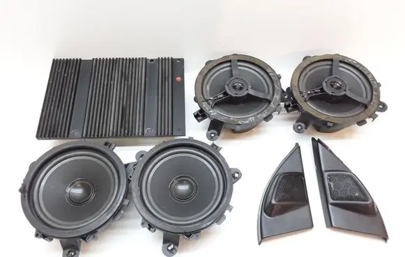 Volvo XC90 Audio system kit 30732827 8633109 8633664