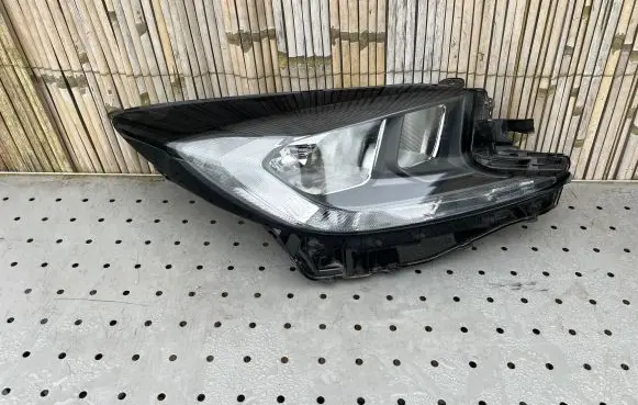 Toyota Aygo X Headlight/headlamp