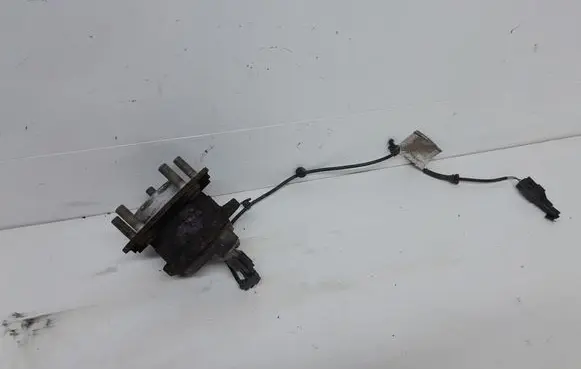 Volvo V40 Rear wheel hub