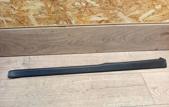 Mercedes-Benz C W203 Front sill trim cover A2036862036