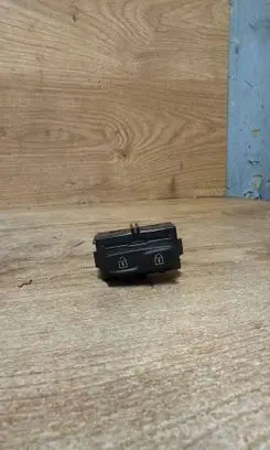 Volvo XC60 Central locking switch button 31318987 12W155