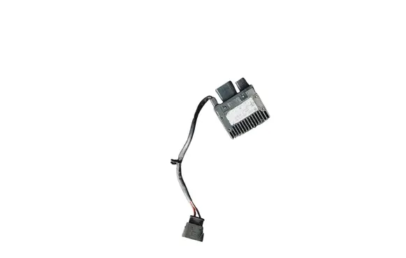 Audi A4 S4 B7 8E 8H Coolant fan relay 8E0959501P
