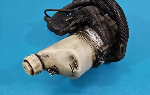 Opel Zafira B Power steering pump 13292554 IMPRK1591640