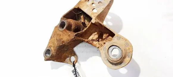 Volkswagen PASSAT B5 Engine mounting bracket 4B0199351