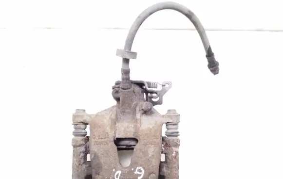 Ford Mondeo Mk III Rear brake caliper