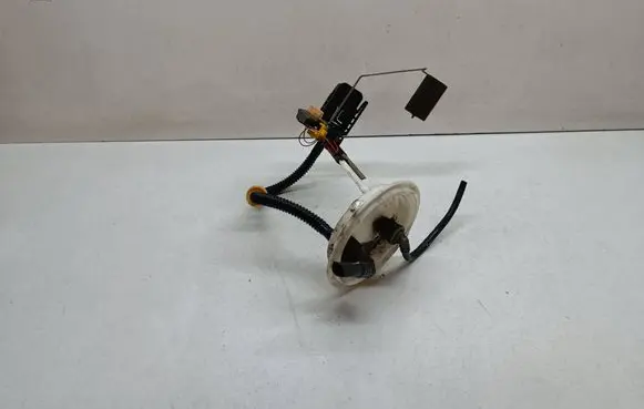 BMW 5 E60 E61 Fuel level sensor 6765849 0580303042
