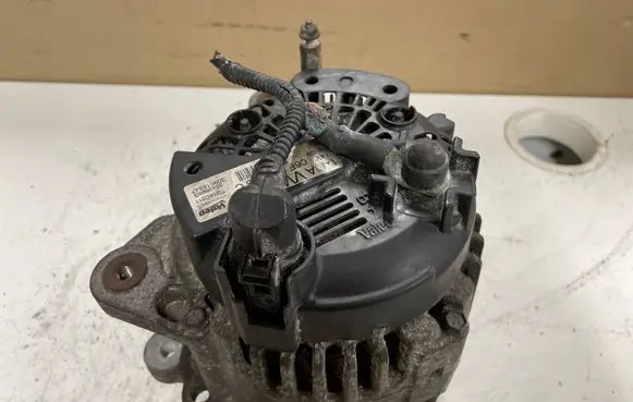 Audi A3 S3 8P Generator/alternator 06F903023C 2542695G 309018547