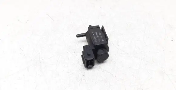 Volvo XC90 Vacuum valve 30611668