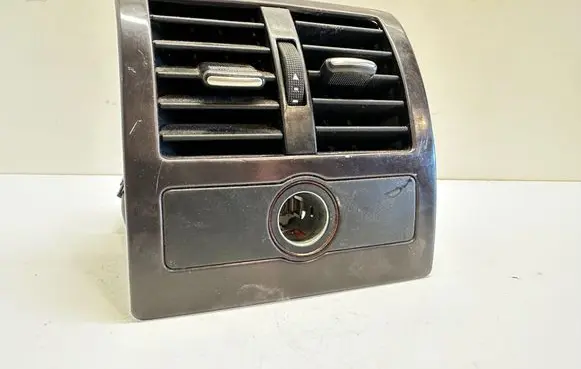 Audi A6 Allroad C5 Rear air vent grill 4b0815743