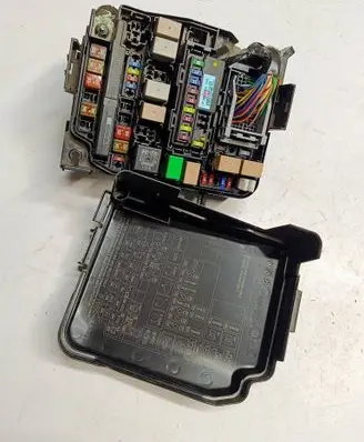 Hyundai i30 Fuse box set 919513X140 91950A6721 919503X510