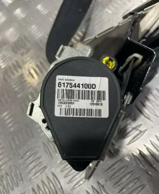 Nissan Juke I F15 Front seatbelt 617544100D 12300616 C80X090RH