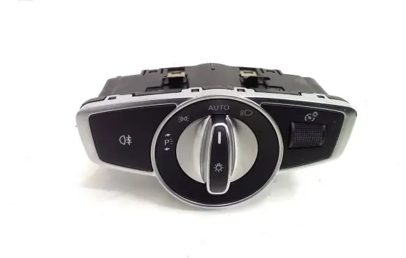 Mercedes-Benz GLC C253 Light switch A2059051810