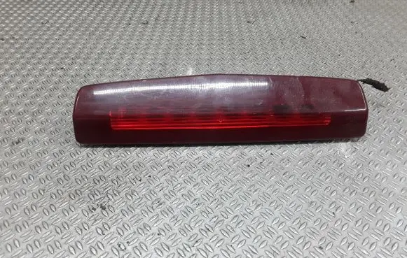 Opel Zafira B Third/center stoplight 13252463