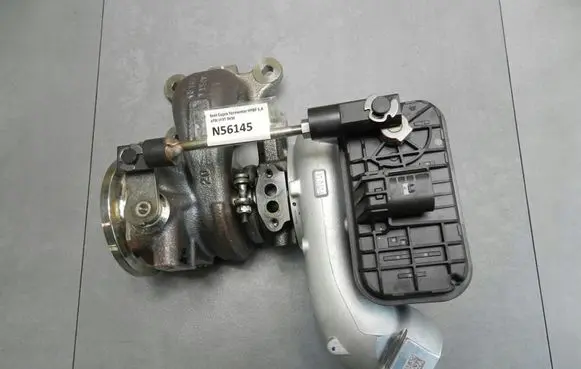 Cupra Formentor Turbo 04E145715M