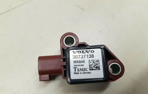 Volvo V50 Airbag deployment crash/impact sensor 30737138