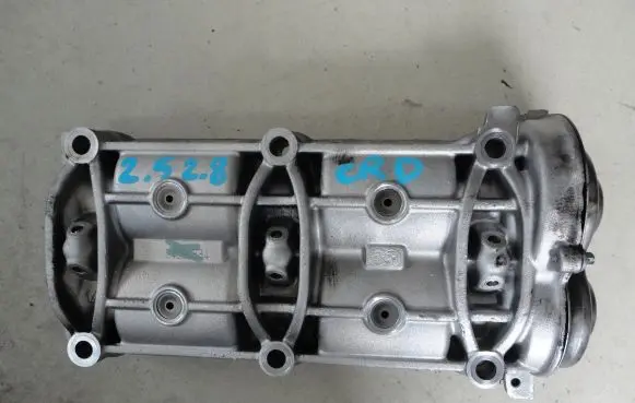 Chrysler Voyager Balance shaft 45022016F